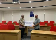 BRI Branch Office Kramat Region 6/Jakarta 1 Serahkan Bantuan Renovasi Ruang Kelas MM FEB UI Salemba Jakarta